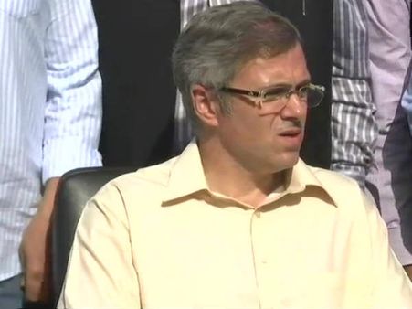 మాకు బలం లేదు, మాకేం సంబరం లేదు: ముఫ్తీ రాజీనామాపై ఒమర్ అబ్దుల్లా