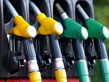 కేంద్రం హింట్: పెట్రోల్, డీజిల్ జీఎస్టీ పరిధిలోకి తెస్తే ధరలు ఎలా ఉంటాయంటే?