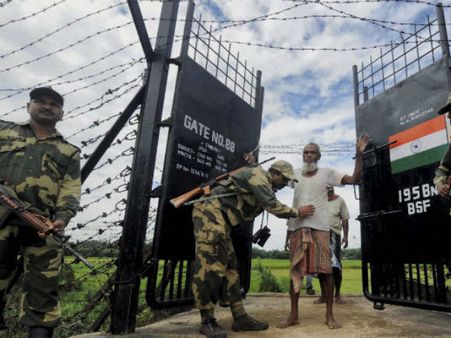 దీనగాధ: ట్రంప్ ఒక్కరే కాదు...తల్లిదండ్రుల నుంచి పిల్లలను భారత్‌ కూడా వేరుచేస్తోంది
