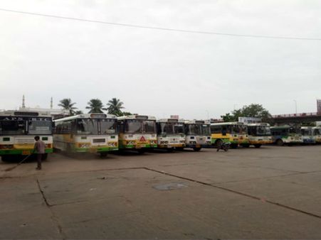 ఏపీ బంద్: రాష్ట్రవ్యాప్తంగా వైకాపా ఆందోళనలు...అరెస్టులు