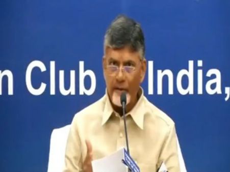 చంద్ర నిప్పులు: అవినీతి పార్టీతో అంటకాగుతూ నాపై విమర్శలా... మోడీపై చంద్రబాబు ఫైర్