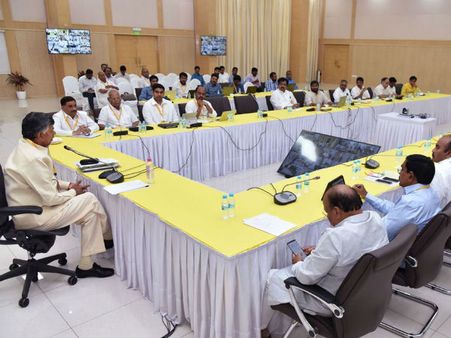 రైల్వే జోన్ కోసం ఈనెల 4 న టిడిపి ఎంపీల దీక్ష:చినరాజప్ప