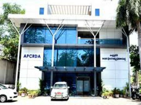 క్వాలిటీ లోపం ఆరోపణలతో ముగ్గురు సీఆర్డీయే ఇంజనీర్లపై విచారణకు ఆదేశాలు