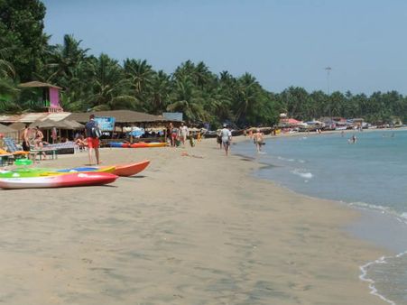 తిక్క కుదిరింది: ఆ పర్యాటక ప్రాంతంలో ఆల్కాహాల్ బ్యాన్