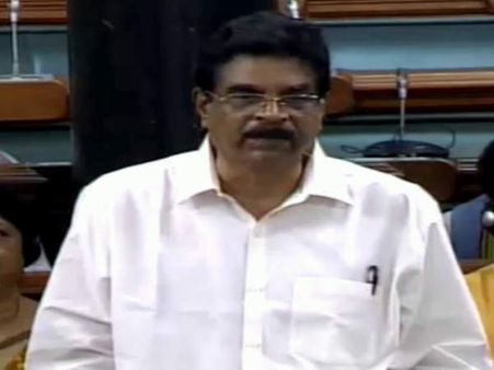 కాంగ్రెస్‌తో టీడీపీ చేతులు కలిపింది..ఎన్టీఆర్ ఆత్మ క్షోభిస్తుంది: కంభంపాటి