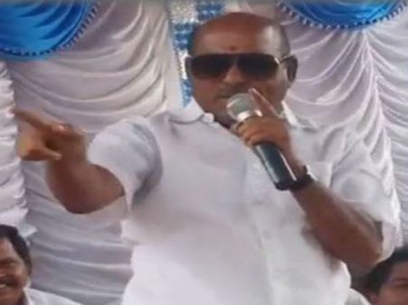 కమ్యూనిస్టులపై జేసీ దివాకర్ రెడ్డి అభ్యంతరకర వ్యాఖ్యలు