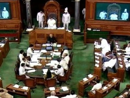 బాలికలపై లైంగికదాడికి పాల్పడితే మరణశిక్షే: లోక్‌సభలో బిల్లుకు ఆమోదం