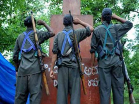 ఏం జరుగుతుందో?...భయాందోళనల్లో మన్యం:మావోయిస్టుల వారోత్సవాలు...పోలీసుల జల్లెడ!