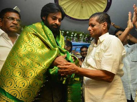 పక్కా ప్లాన్‌తో పర్యటన, దాడితో పవన్ భేటీ: జనసేనలోకి విశాఖ ఎంపీగా పోటీ చేసిన నేత