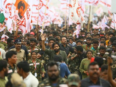 కర్ణాటక కంటే రసవత్తరం: పవన్ 'కింగ్ మేకర్' ఆశలు, అదే జరిగితే చుక్కలే!