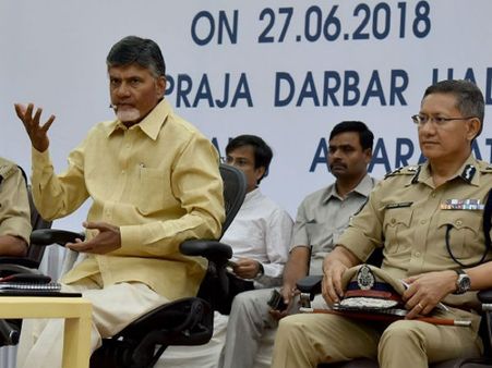 కొత్త పోలీసుల కష్టాలు...మూడు నెలలుగా జీతాల్లేవు:మొదటి జీతం కోసం నిరీక్షణ!