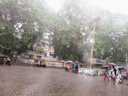 దేశంలో ఈసారి వర్షాలు అనుకున్నంత స్థాయిలో కురవవు: వాతావరణశాఖ