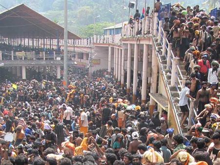 గుడ్ న్యూస్: శబరిమలై ఆలయంలోకి మహిళలు కూడా ప్రవేశించొచ్చన్న సుప్రీంకోర్టు