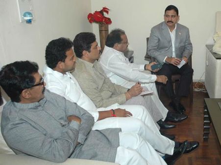 టిడిపి ఎంపీలతో సిఎం చంద్రబాబు టెలీకాన్ఫరెన్స్:అవిశ్వాస తీర్మానంపై దిశానిర్దేశం