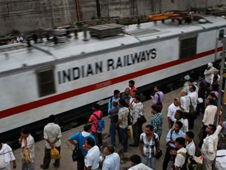 ప్రయాణికులకు గొప్ప ఉపశమనం కలిగించిన రైల్వే శాఖ