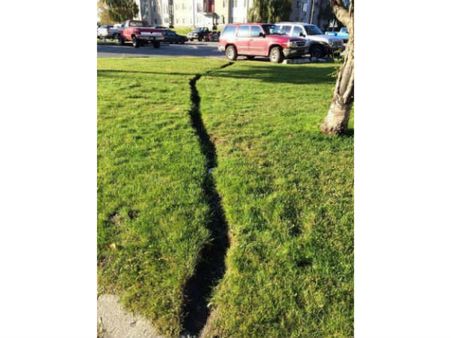 అలస్కాలో భూకంపం: 6.4గా తీవ్రత నమోదు, జనం పరుగులు