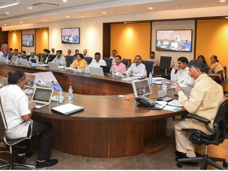 త్వరలో ఏపీ కేబినెట్ విస్తరణ?: ఒక్కరికే ఛాన్సా, మార్పులు, చేర్పులా??