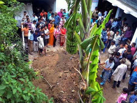 బీహార్ అత్యాచారం కేసు: ప్రభుత్వ నిధుల కోసం అమ్మాయిలను ఎరగా వేసిన నిందితుడు