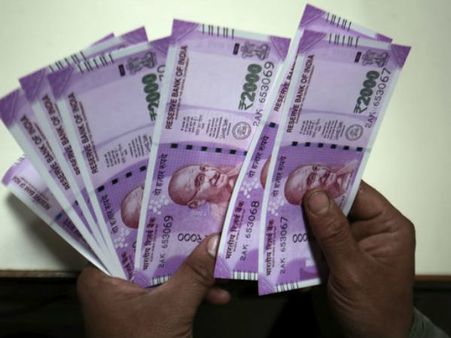 గుడ్ న్యూస్: కేంద్ర ప్రభుత్వ ఉద్యోగులకు 2శాతం డీఏ పెంపు