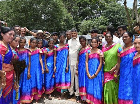 మీరు చెబితేకానీ తెలియదా?....ఊరికే ఇలా గలాటా చేయడం తప్పు తమ్ముళ్లు:సిఎం చంద్రబాబు