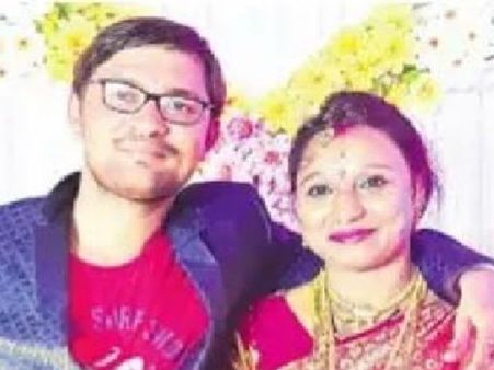 ఫేస్ బుక్ చేసిన పెళ్లి...రెండేళ్లు ఆన్ లైన్ లవ్:ఒక్కటైన కశింకోట అబ్బాయి...అండమాన్ అమ్మాయి