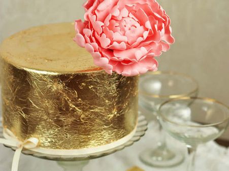 కేరళ వరదలకు 12ఏళ్ల బాలిక రూ.19 లక్షల బంగారు కేక్ విరాళం, గతంలోనూ..