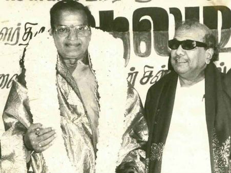 'కరుణానిధి ఎన్టీఆర్‌తో చాలా సన్నిహితంగా ఉండేవారు, ఆయనతో విశేష అనుభవం'