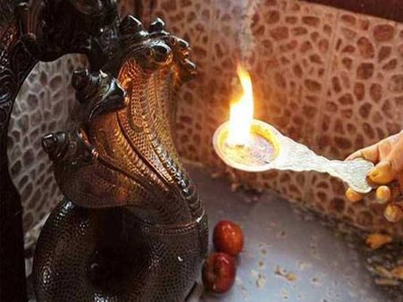 నాగుల(గరుడ) పంచమి ప్రత్యేకతేమిటి? ఈరోజు ఏం చేస్తారు?
