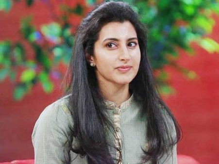 తాజ్ క్రిష్ణ‌లో త‌ళుక్కుమ‌న్న నారా బ్ర‌హ్మిణి..! రాజ‌కీయాల పై అవ‌గాహ‌న‌కే అంటున్న విశ్లేష‌కులు..!!