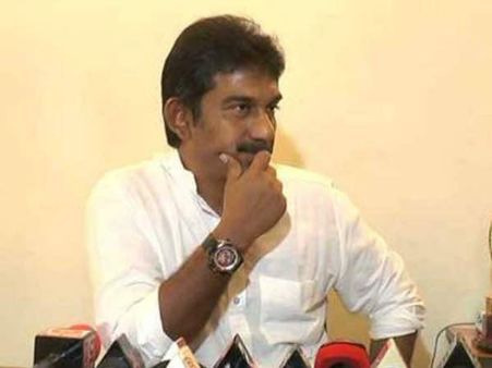 నేదురుమల్లిపై బిజెపి వేటు:టిడిపిపై మండిపాటు...కోర్టుకు వెళ్తాం