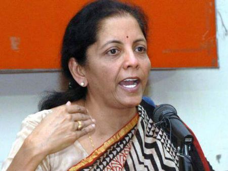 కేంద్రమంత్రితో ఇలానా? నమ్మలేకపోతున్నా: కర్ణాటక మంత్రిపై నిర్మల ఆగ్రహం