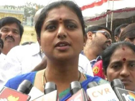 తిరుమల శ్రీవారి ఆభరణాల వివరాలు ఆన్‌లైన్‌లో పెట్టాలి: రోజా