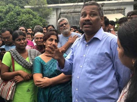 దళితులంతా మావోయిస్టులే అని బీజేపీ చూపించాలనుకుంటోంది: వరవరరావు అల్లుడు సత్యనారాయణ