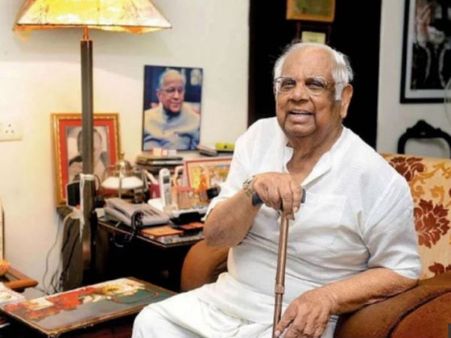 లాల్ సలామ్: సోమ్‌నాథ్ కమ్యూనిస్టుగానే జీవించారు... కమ్యూనిస్టుగానే కన్నుమూశారు