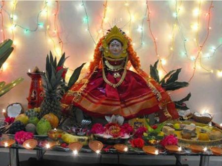 ఎన్నో పండగలను తీసుకువచ్చేది శ్రావణమాసం: ప్రత్యేకతమేటంటే? 