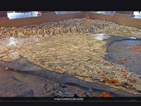 భారత్ మాతా మందిర్: ఇక్కడికి వెళ్తే అఖండ భారత్ కనిపిస్తుంది