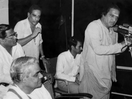 మస్కా లగారహా హై: ఎన్టీఆర్‌పై వాజపేయి సెటైర్ వేసిన వేళ!