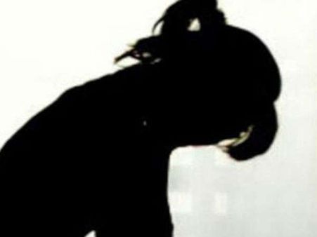 ఆమె మరణించిన కాసేపటికే అతనూ!..: అనూహ్య రీతిలో వారిద్దరి మరణం