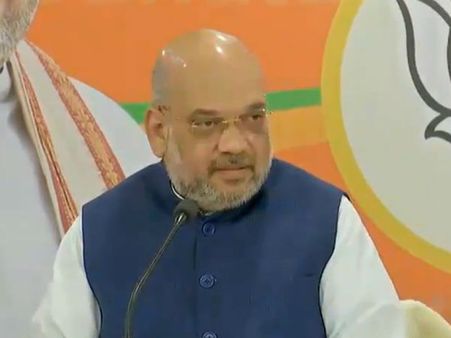 ముందస్తు అందుకేనా? మజ్లిస్‌కు భయపడి..: కేసీఆర్‌పై అమిత్ షా నిప్పులు