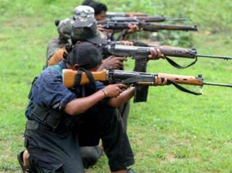 టెన్షన్:ఆంధ్రా-ఒడిశా సరిహద్దులో నివురుగప్పిన నిప్పులా పరిస్థితి...ఏవోబీని జల్లెడ పడుతున్న బలగాలు