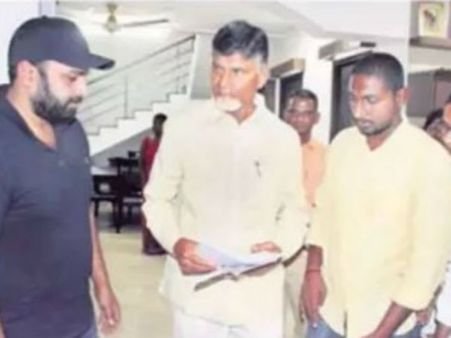 తమ్మూడూ నేనున్నా: సోదరుడు రామ్మూర్తికి ధైర్యం చెప్పిన చంద్రబాబు