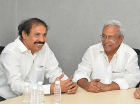 టిడిపి సవాలును ఆహ్వానిస్తున్నాం:సిపిఎం;ఎపిలో అవినీతి రాజ్యమేలుతోంది:సిపిఐ