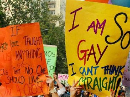 గే సెక్స్ నేరం కాదు: స్వలింగ సంపర్కంపై సుప్రీం కోర్టు సంచలన తీర్పు