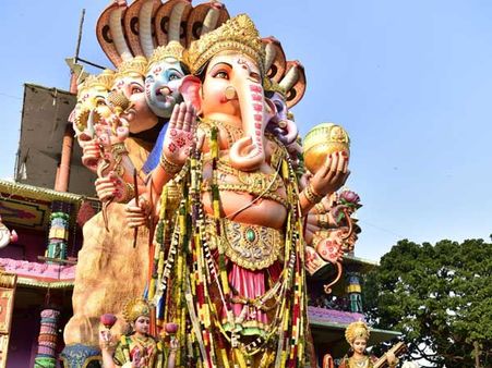 ఖైరతాబాద్ గణేషుడి నిమజ్జనం: ట్రాఫిక్ ఆంక్షలు- ఏర్పాట్లు ఇవీ, గూగుల్ సహకారం