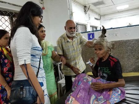 ఘోరం: 4 రోజులకు ఓ బ్రెడ్.. రెండేళ్లుగా సోదరికి సోదరుడి చిత్రహింసలు