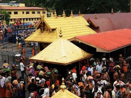 శబరిమలై ఆలయంలోకి మహిళల ప్రవేశంపై శుక్రవారం కీలక తీర్పు ఇవ్వనున్న సుప్రీంకోర్టు