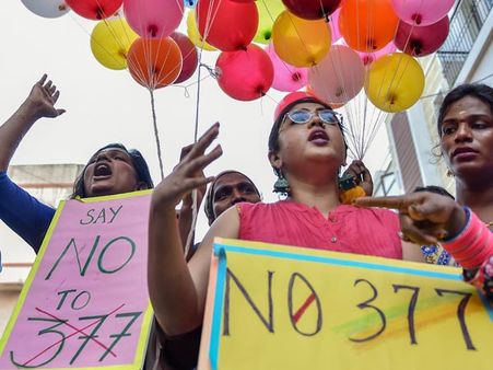 జీవిత ఖైదు! స్వ‌లింగ సంప‌ర్కం నేర‌మా? కాదా?: గురువారమే తేల్చనున్న సుప్రీంకోర్టు