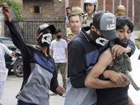 సరికొత్త వ్యూహం: రాళ్లు రువ్వి అసలు నిందితులను పట్టేశారు