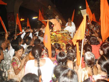 55 రోజులు బహిష్కరించారు, 55 ఏళ్లు ఇక్కడే ఉంటా: పరిపూర్ణానంద స్వామి