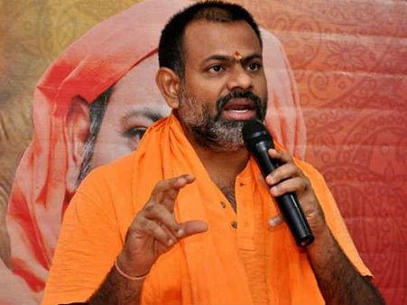 కనక దుర్గమ్మ కరుణతో ధర్మం గెలిచింది...వెనుకడుగు వేసేదే లేదు:స్వామి పరిపూర్ణానంద